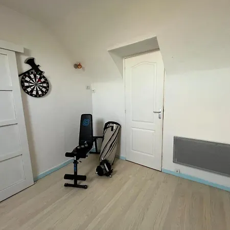 펜션 Charming House For 8 People In *